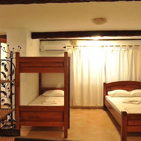 Apartments Monika Old Town Kotor Exterior foto