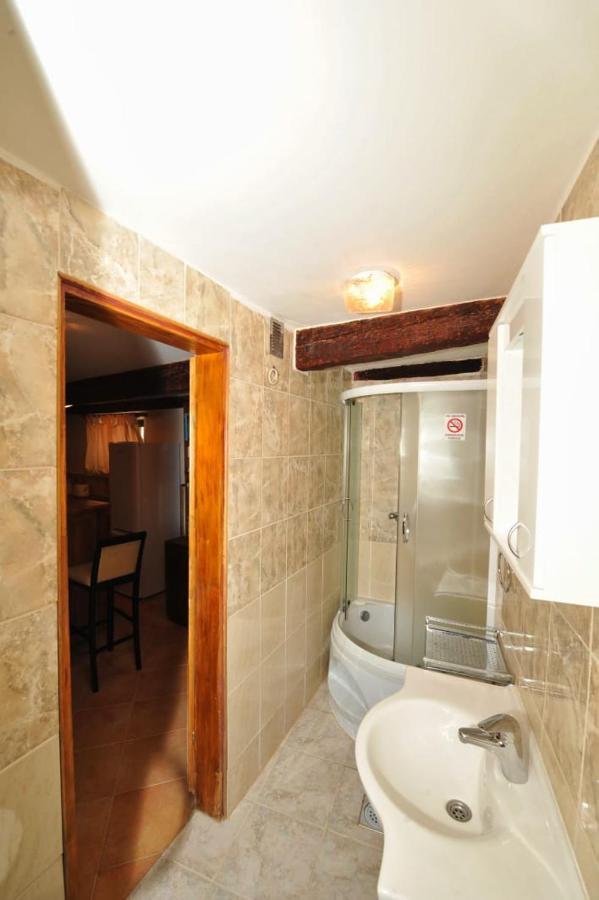 Apartments Monika Old Town Kotor Exterior foto